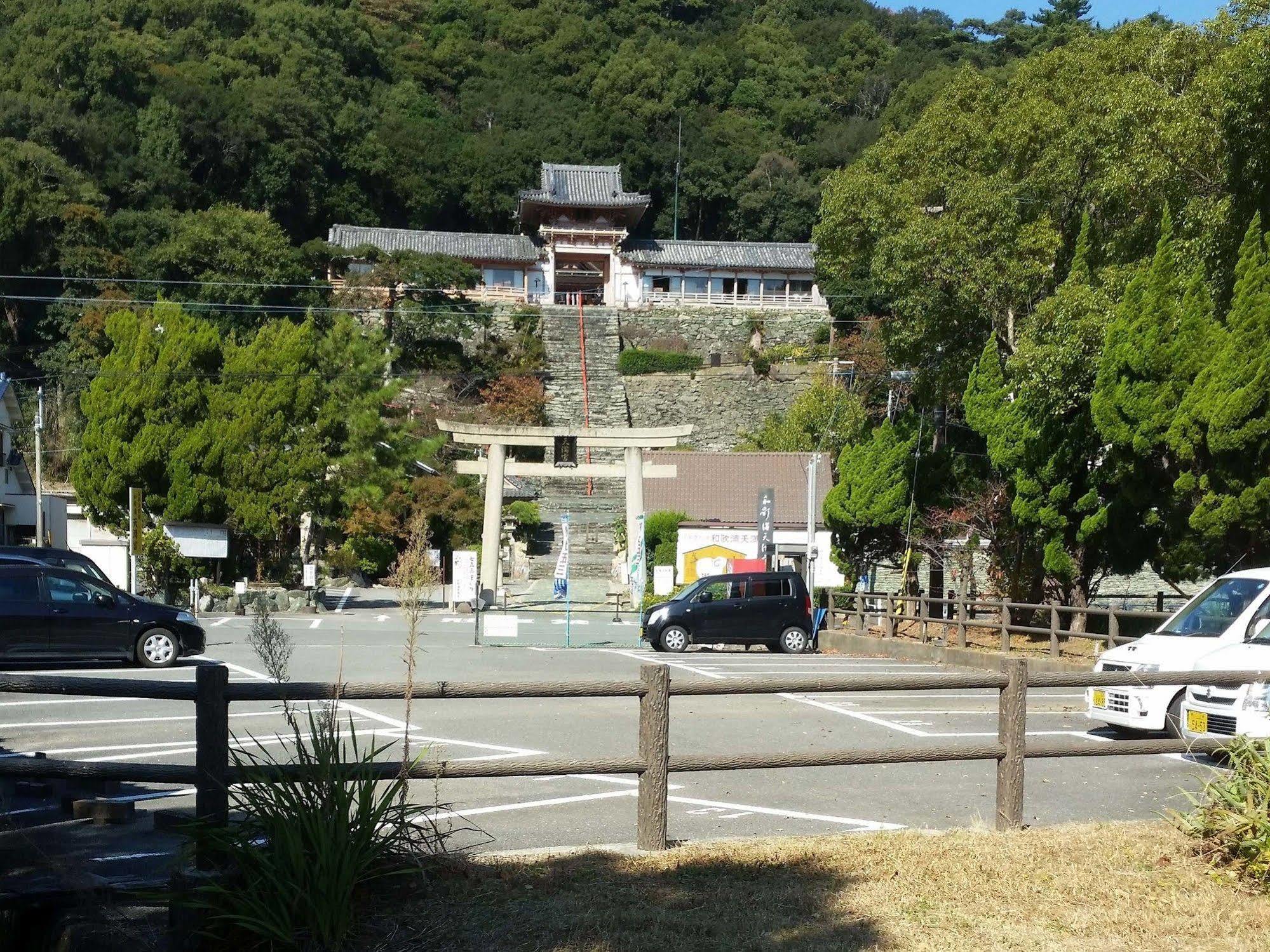 プチホテル和歌山家族団体専用個室 Екстериор снимка